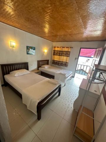 Lux Guesthouse Phi Phi-eilanden Buitenkant foto