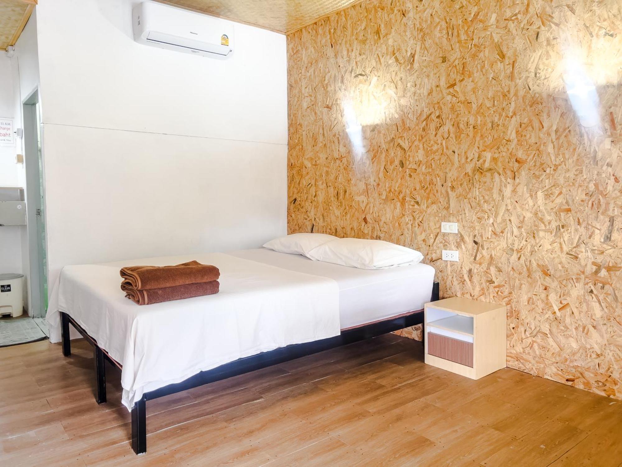 Lux Guesthouse Phi Phi-eilanden Buitenkant foto