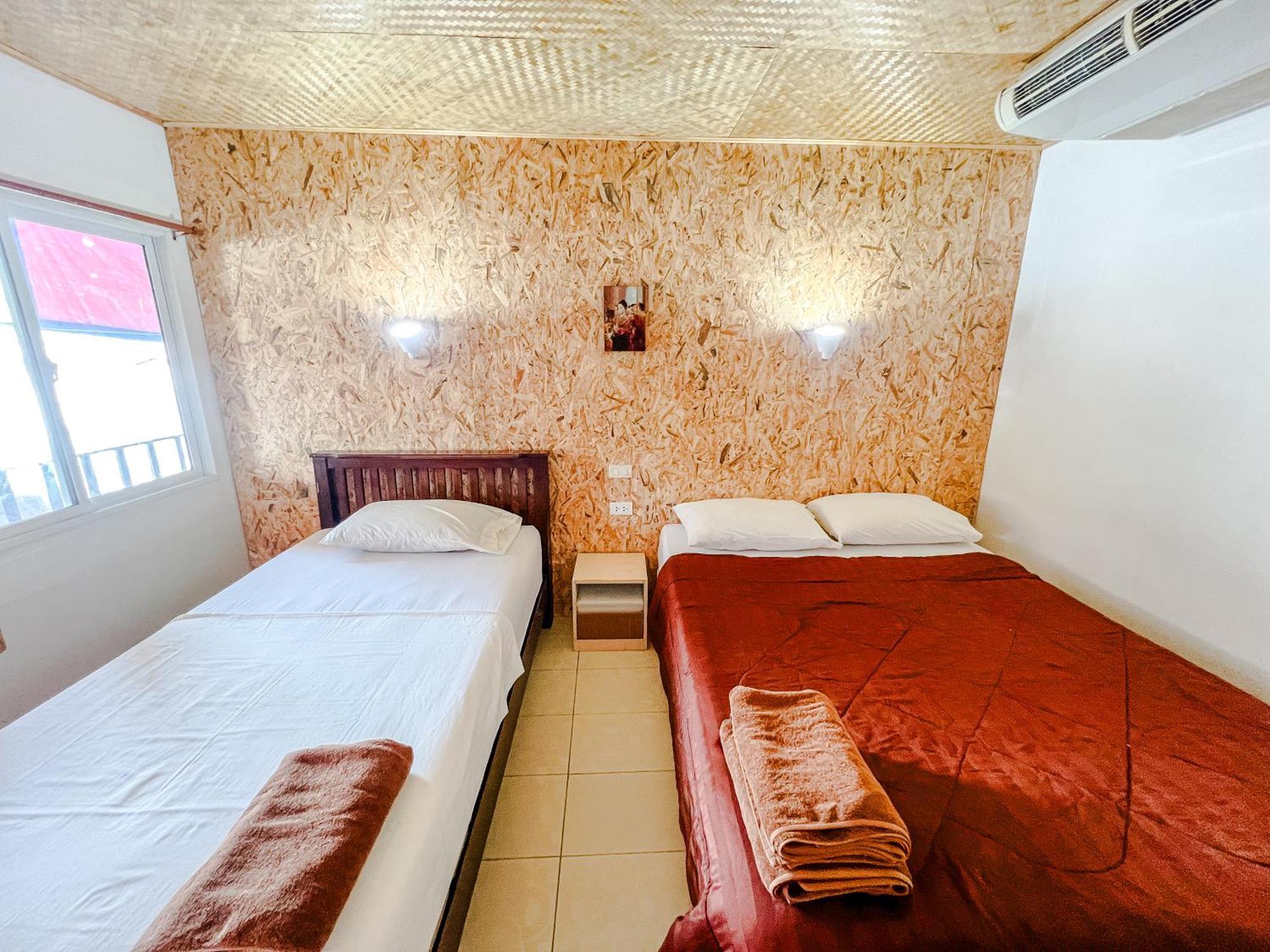 Lux Guesthouse Phi Phi-eilanden Buitenkant foto